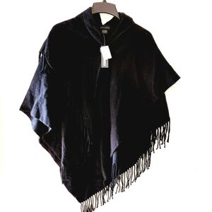 NWT STEVE MADDEN black fringe poncho